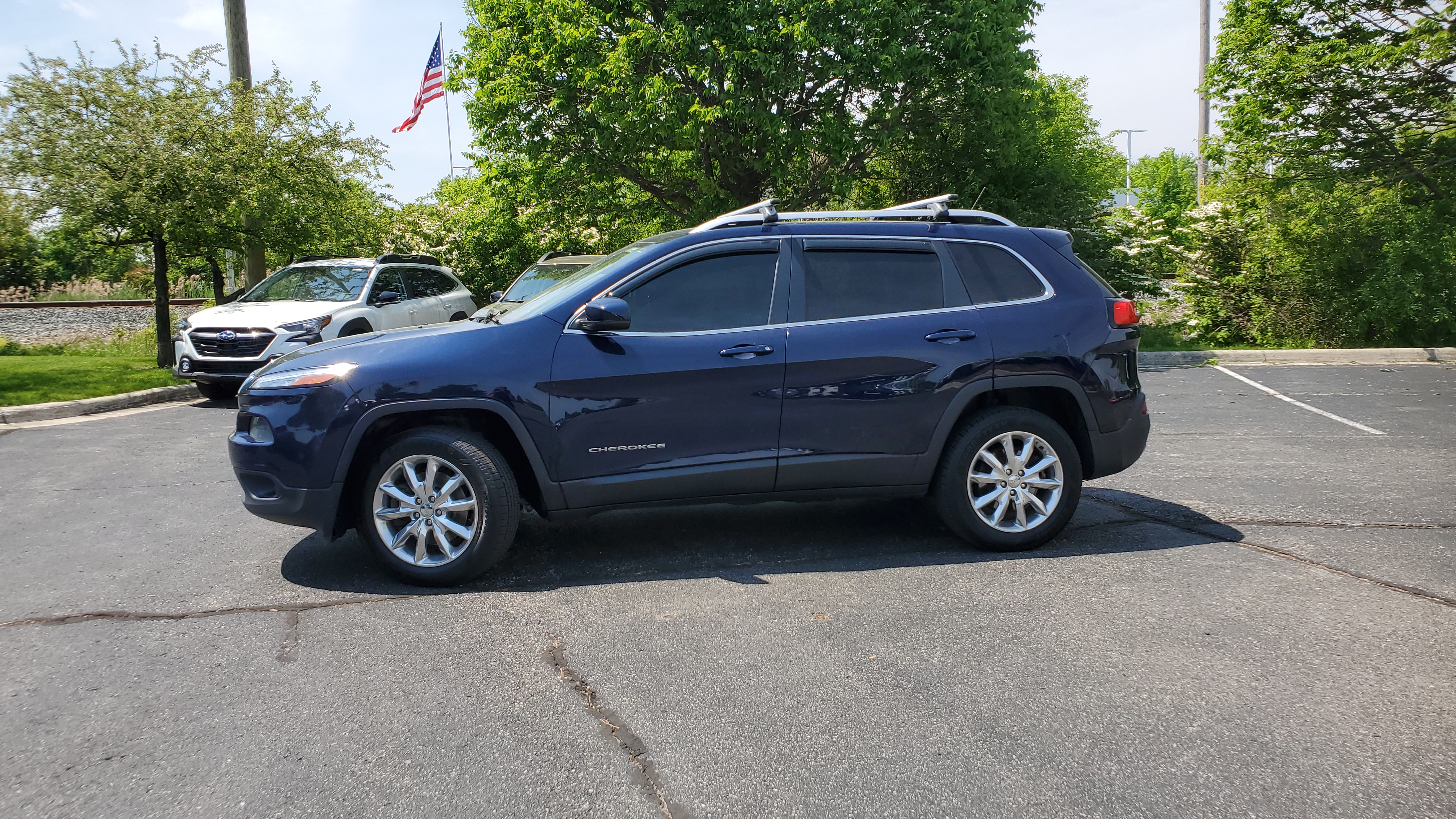 2014 Jeep Cherokee Limited 3