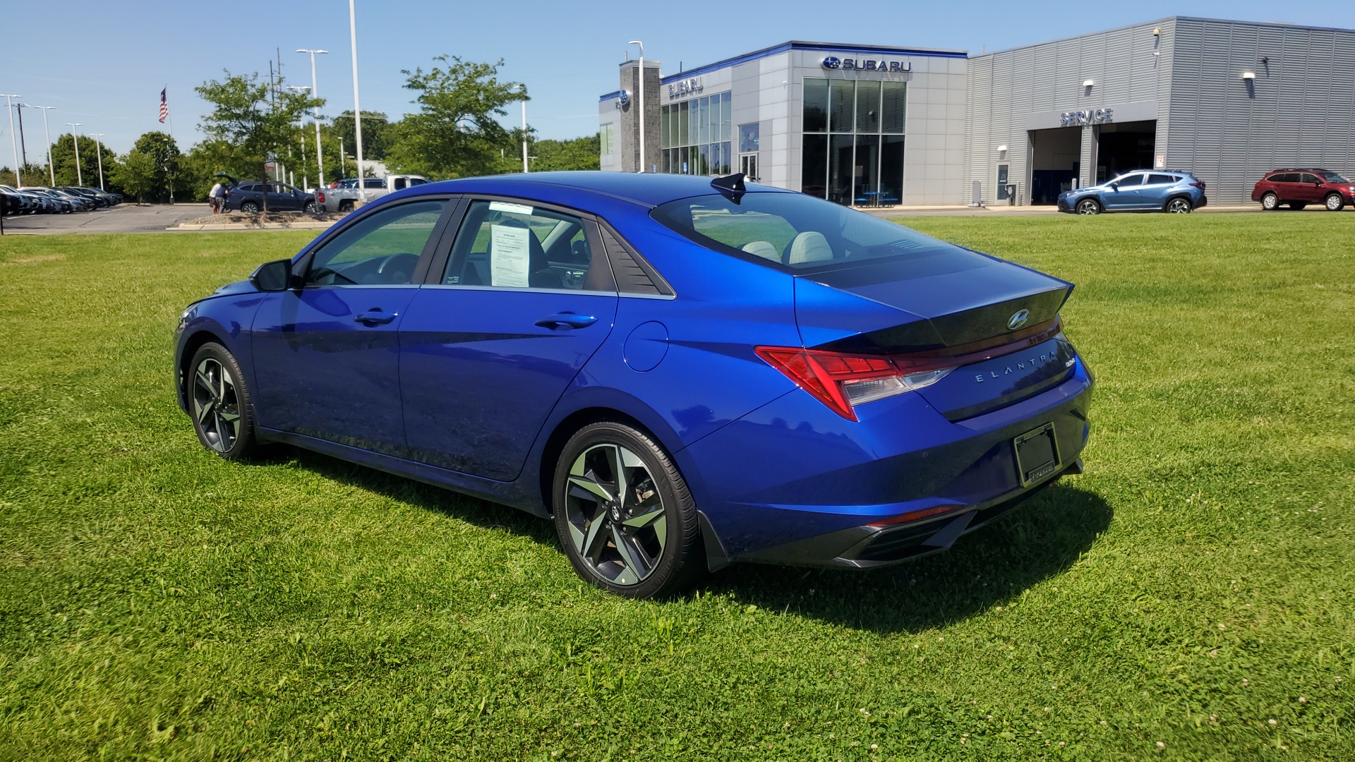 2023 Hyundai Elantra Limited 30