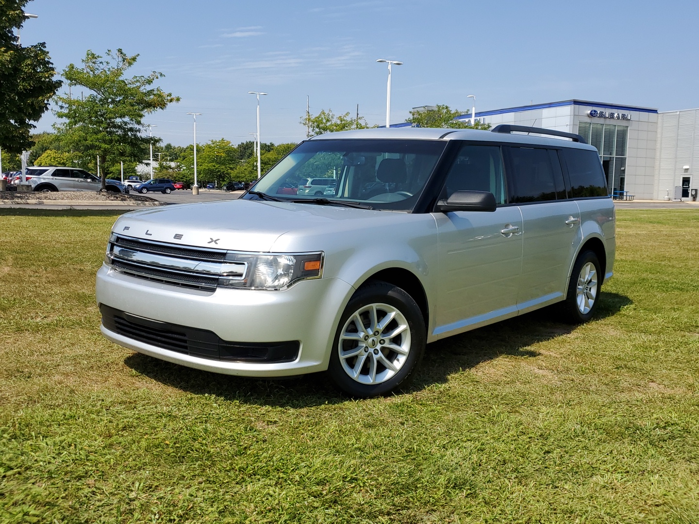 2014 Ford Flex SE 1