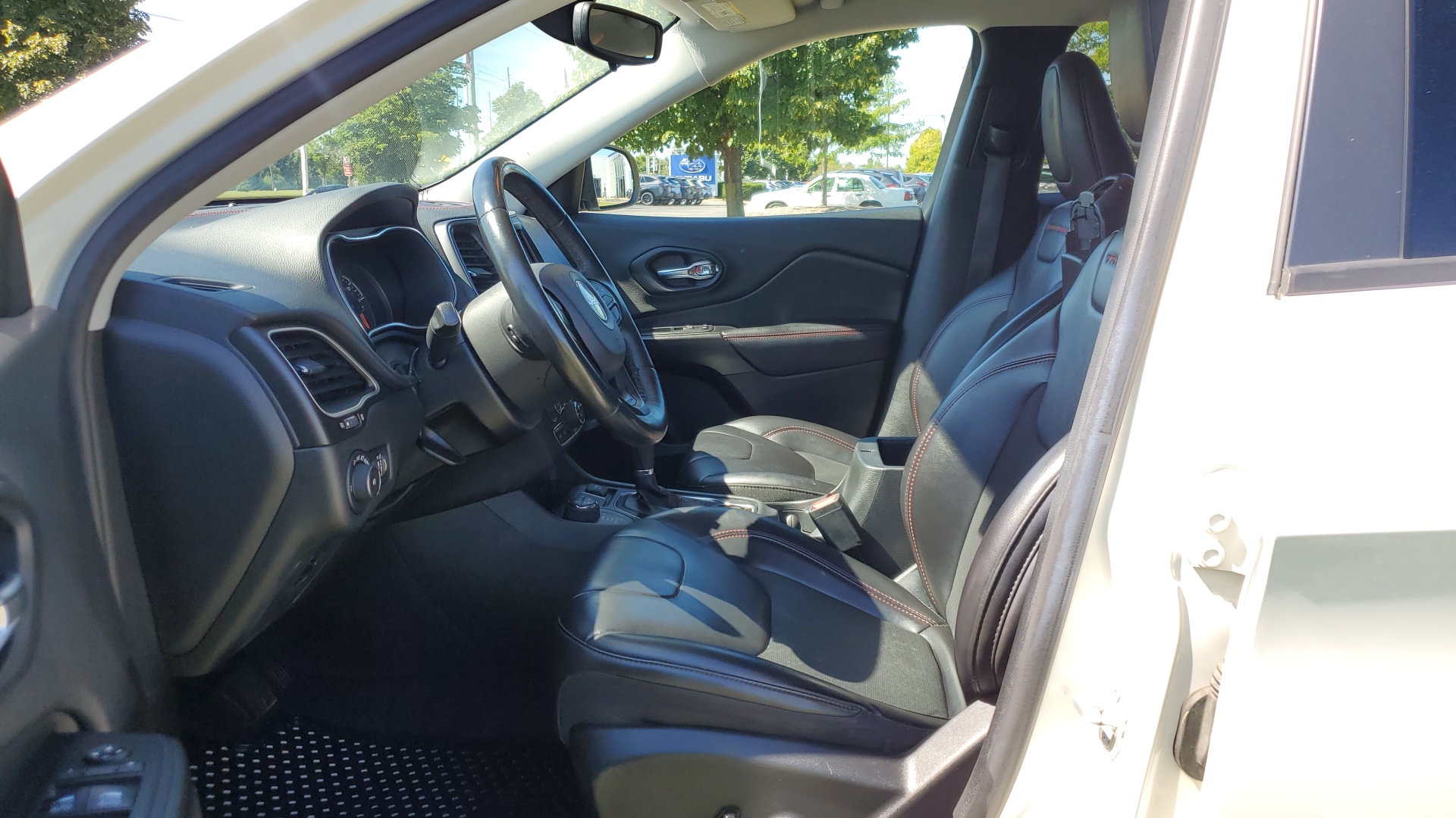 2019 Jeep Cherokee Trailhawk 7