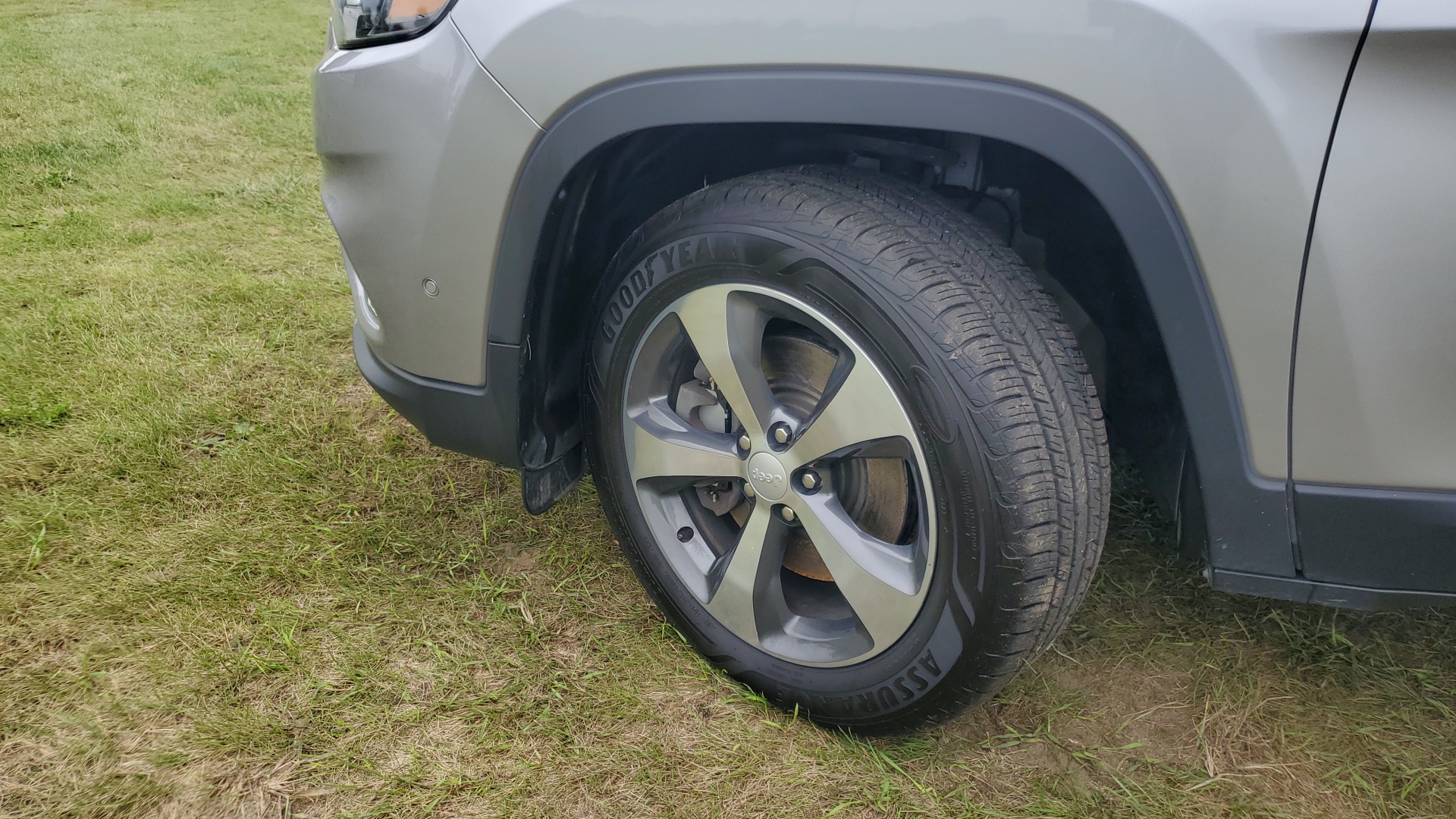 2019 Jeep Cherokee Limited 5